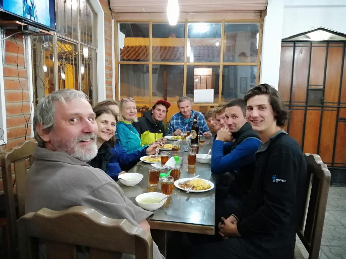 Lagoon Hotel Chugchilán Екстериор снимка